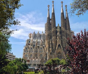 1 33 barcellona sagrada familia 552084 1280 1