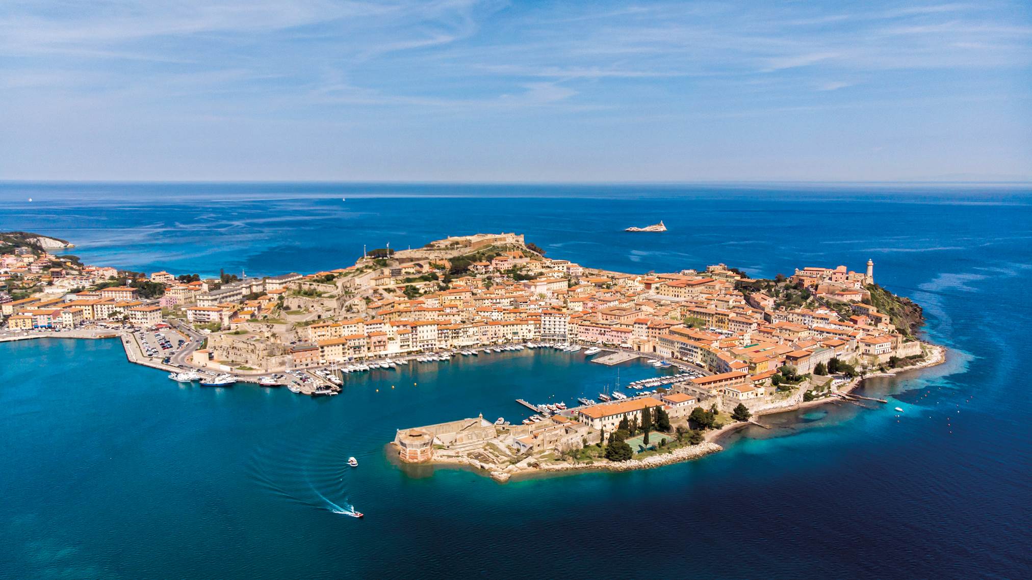 giu 12 166 elba portoferraio adobestock 342740815 alta 25