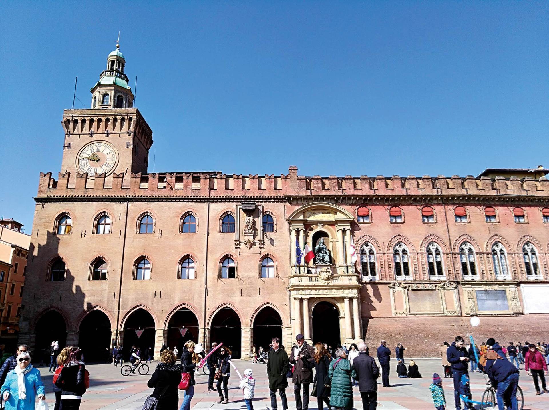 ott 3110 bologna piazza maggiore paolo