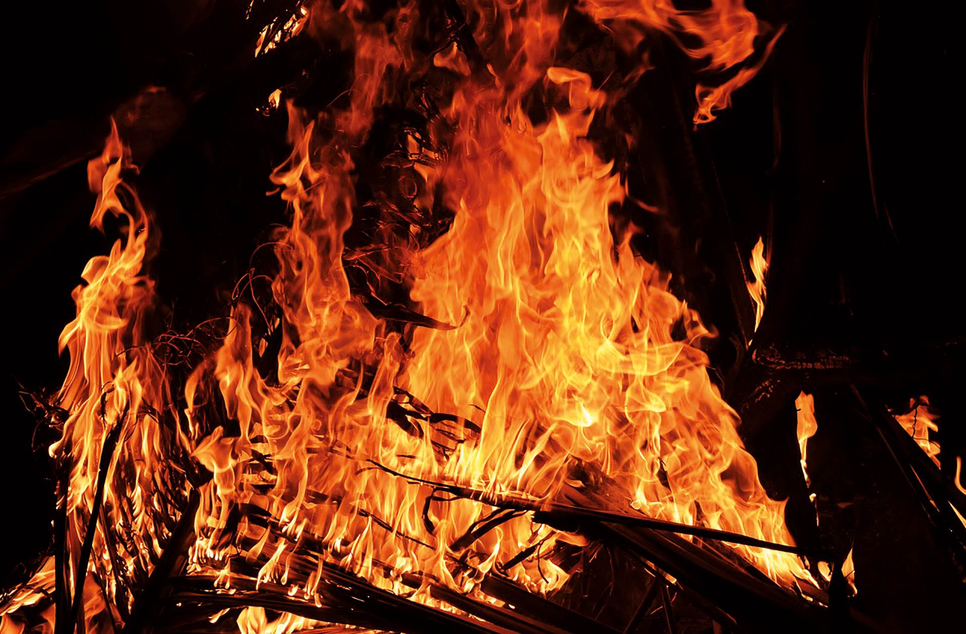 gen 6127 lazise generico fuoco fire 2197606 1280